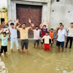 खिदरपुर में जलभराव से ग्रामीण परेशान, पुलकित शर्मा ने उठाई आवाज
